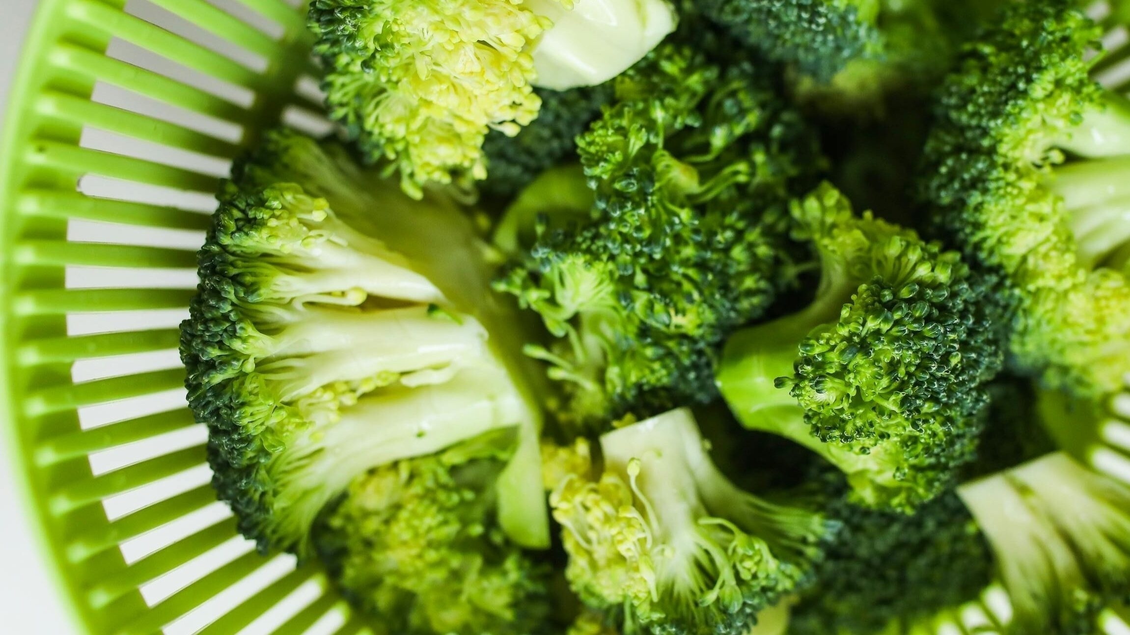 Vacuum Cooling Fresh broccoli